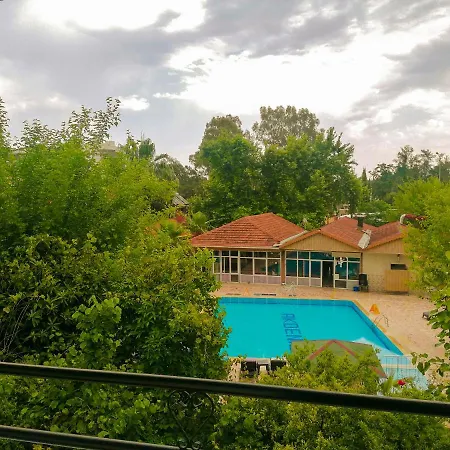 Pasa Restaurant & קמר